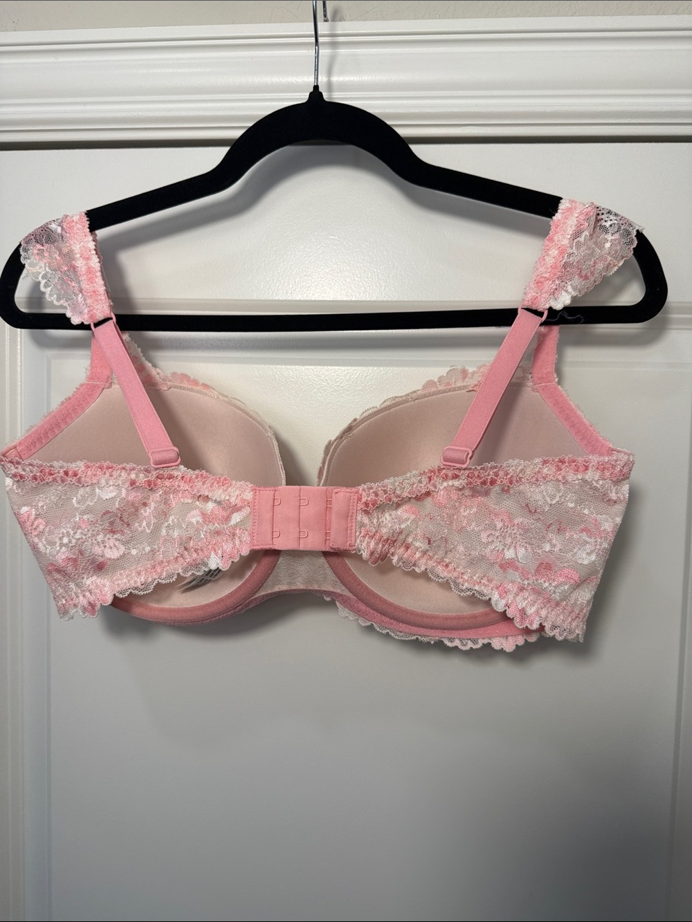 PINK Victoria's Secret Pink and Cream Lace Balconette Bra Size 36DD NWT - Picture 3 of 3